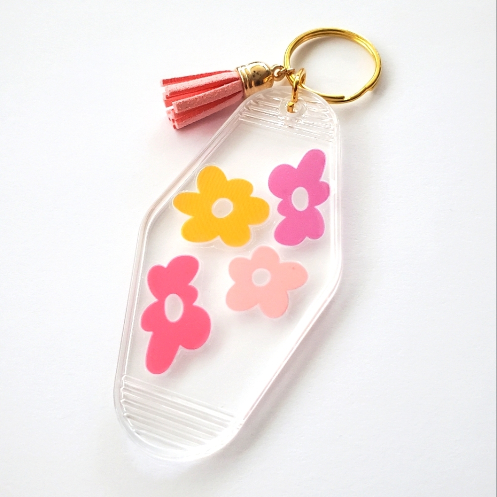 Handmade Floral Acrylic Retro-Style Hotel Keychain Bag Charm with Tassel